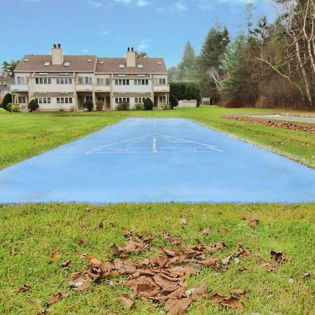The Ponds At Foxhollow Lenox Exterior photo