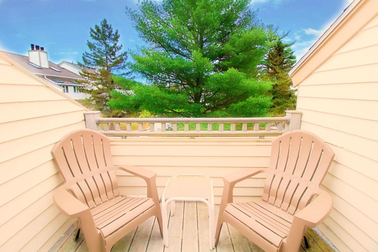 The Ponds At Foxhollow Lenox Exterior photo